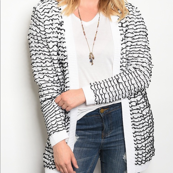 Sweaters - Black & White Knit Cardigan